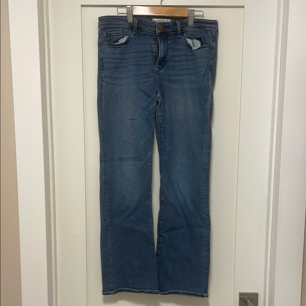 Abercrombie Boot cut mid rise Women's Blue Jeans - 30/10s